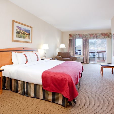 Holiday Inn Hotel & Suites Osoyoos By Ihg Buitenkant foto