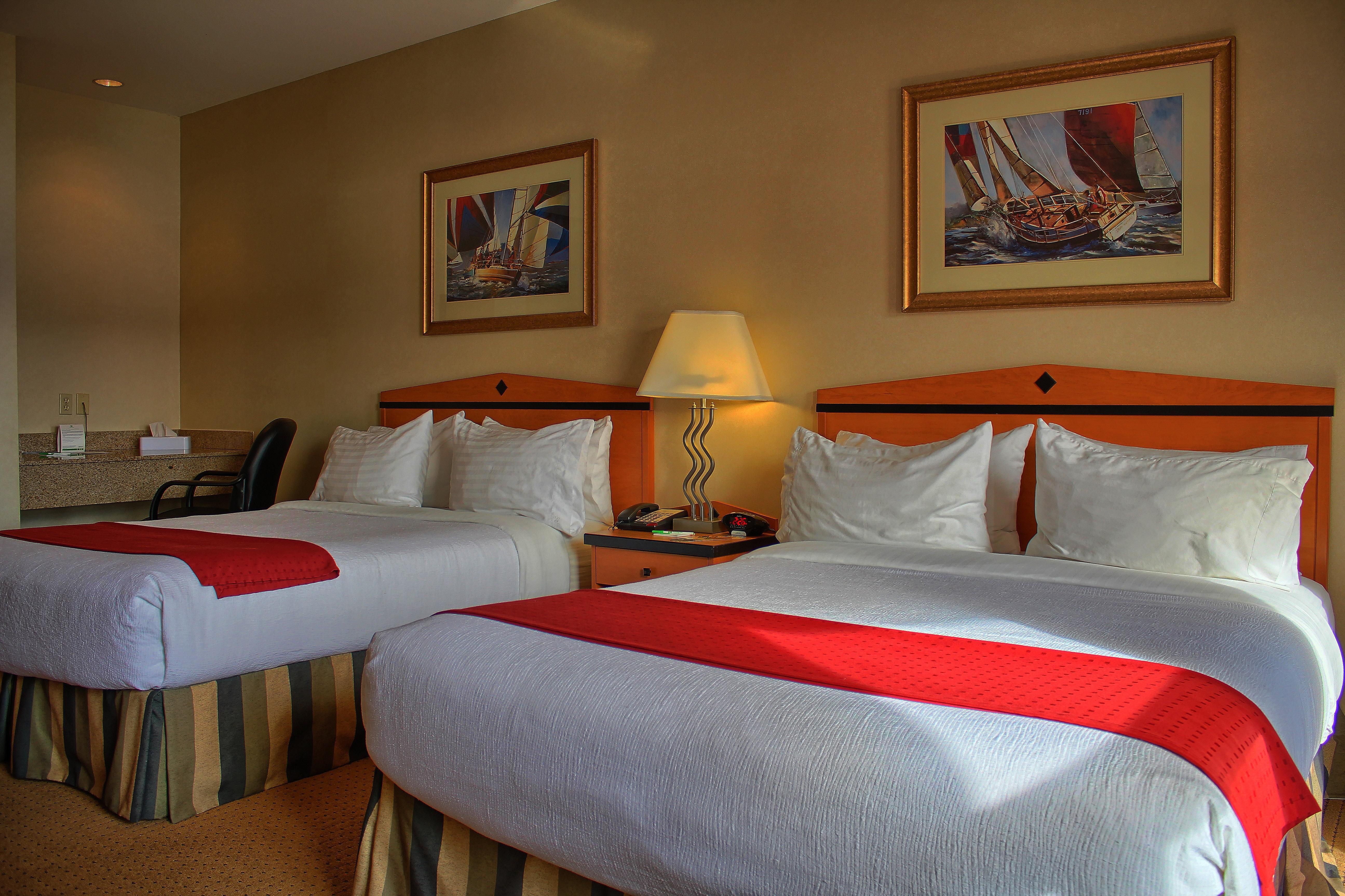 Holiday Inn Hotel & Suites Osoyoos By Ihg Buitenkant foto