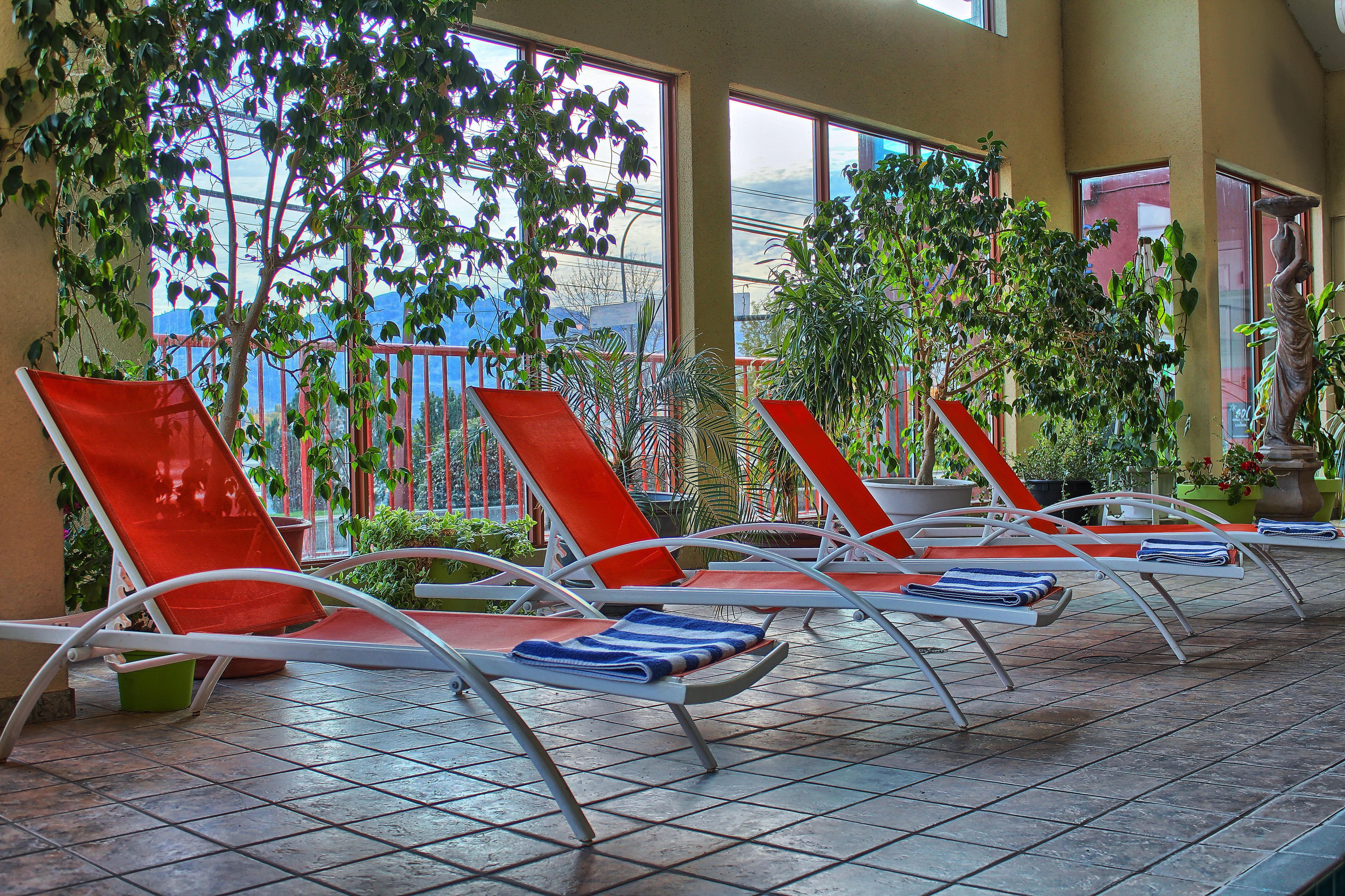 Holiday Inn Hotel & Suites Osoyoos By Ihg Buitenkant foto