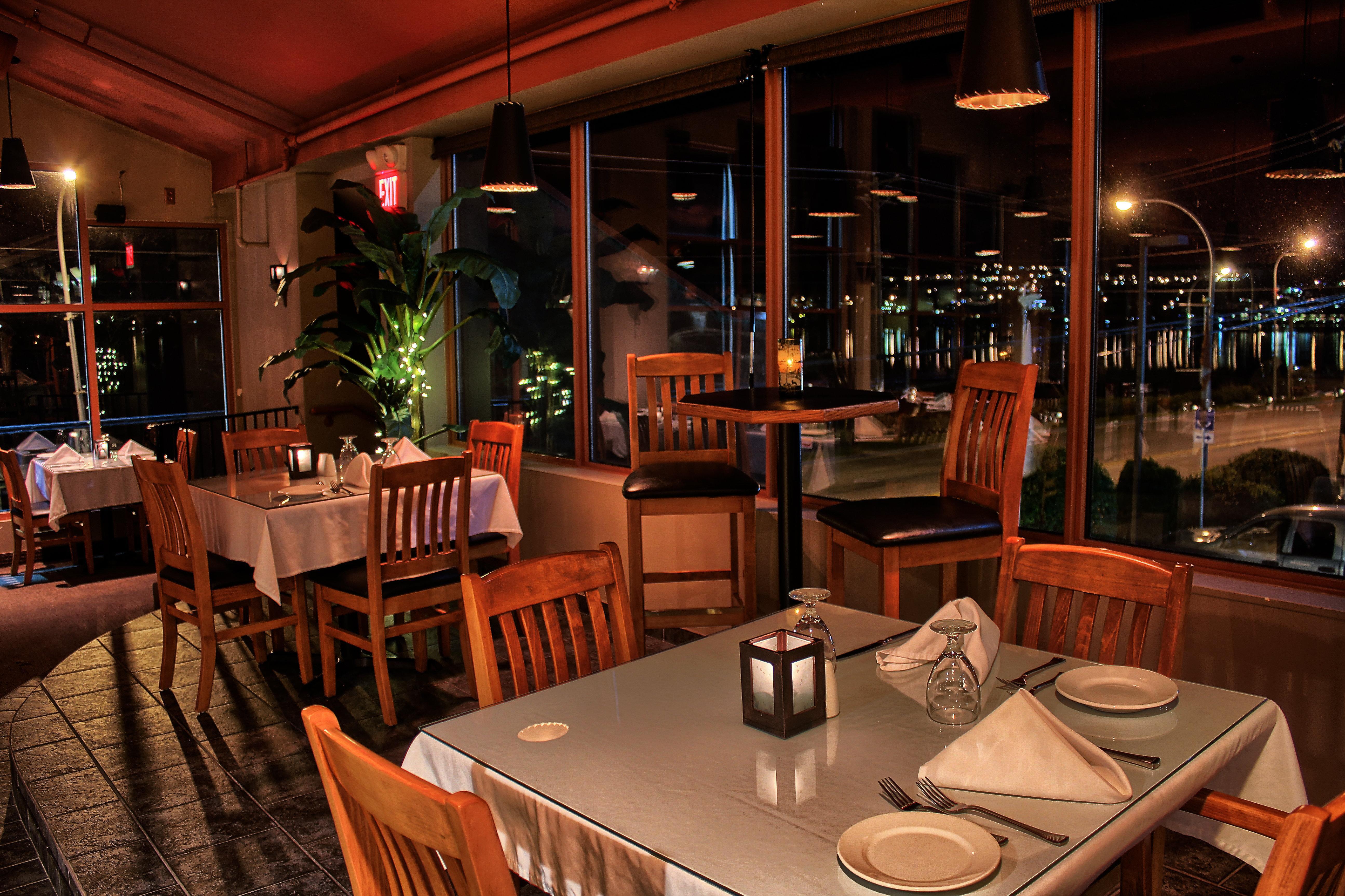 Holiday Inn Hotel & Suites Osoyoos By Ihg Buitenkant foto