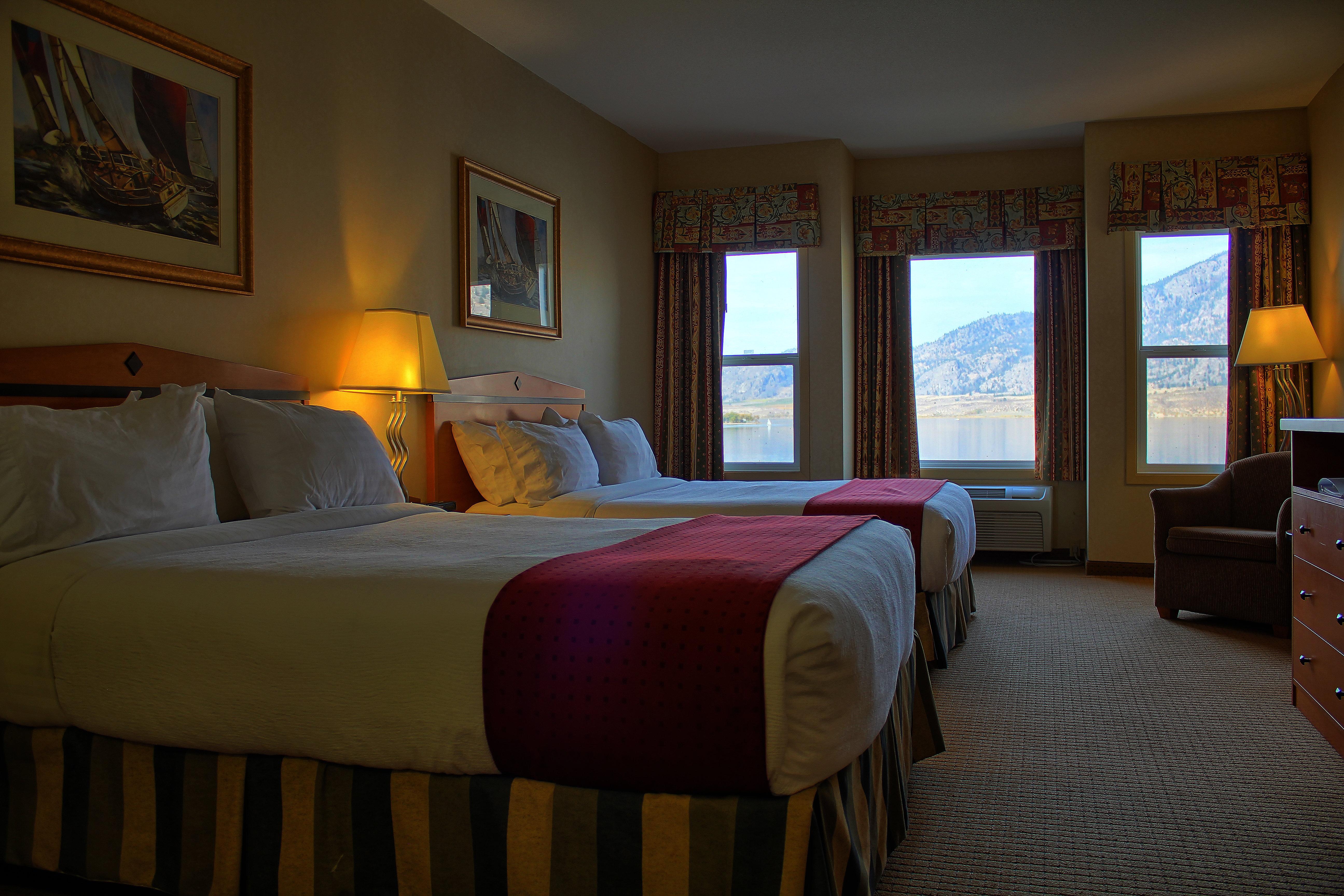 Holiday Inn Hotel & Suites Osoyoos By Ihg Buitenkant foto