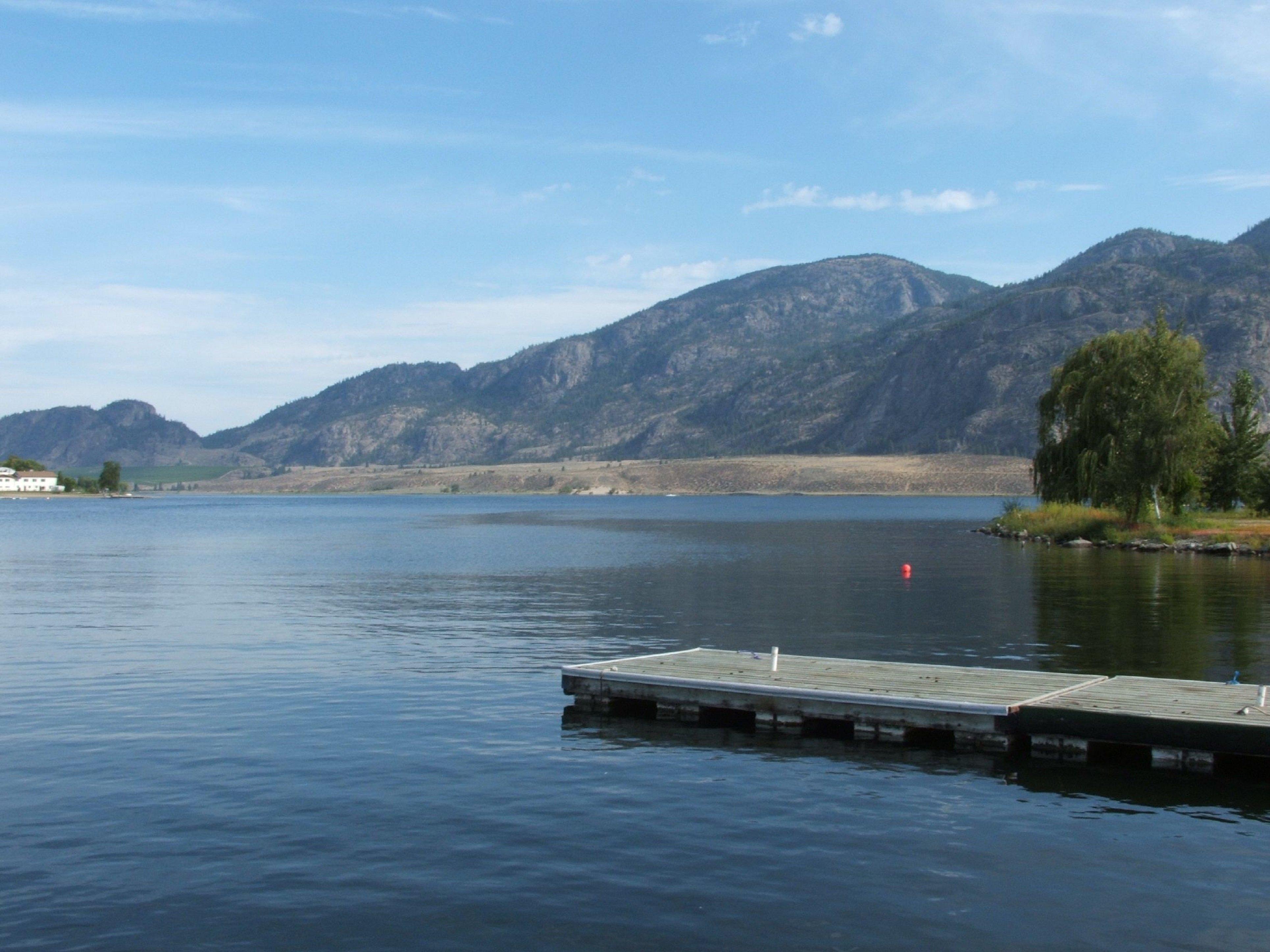 Holiday Inn Hotel & Suites Osoyoos By Ihg Buitenkant foto